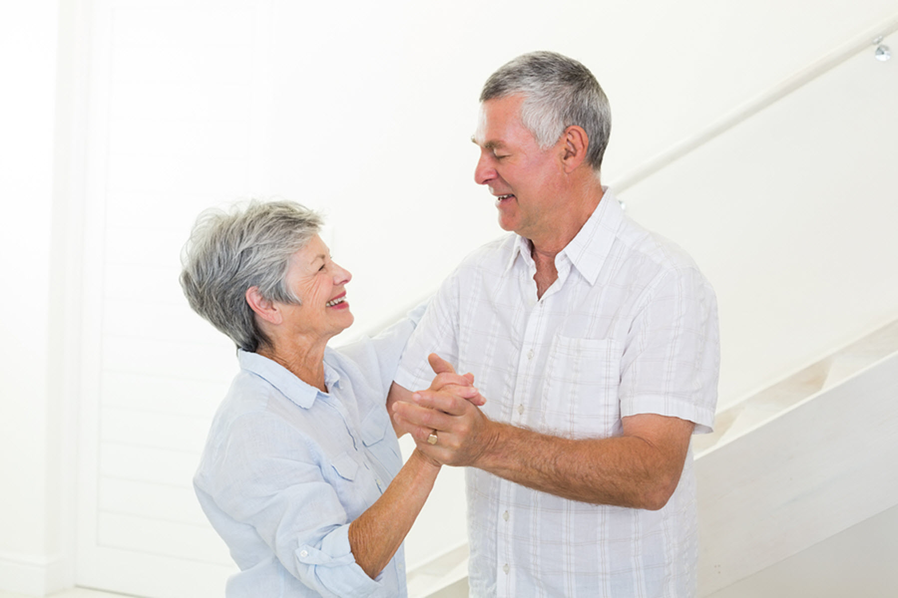 Elder Care in Toluca Lake CA: Keep Lonely Parents Active